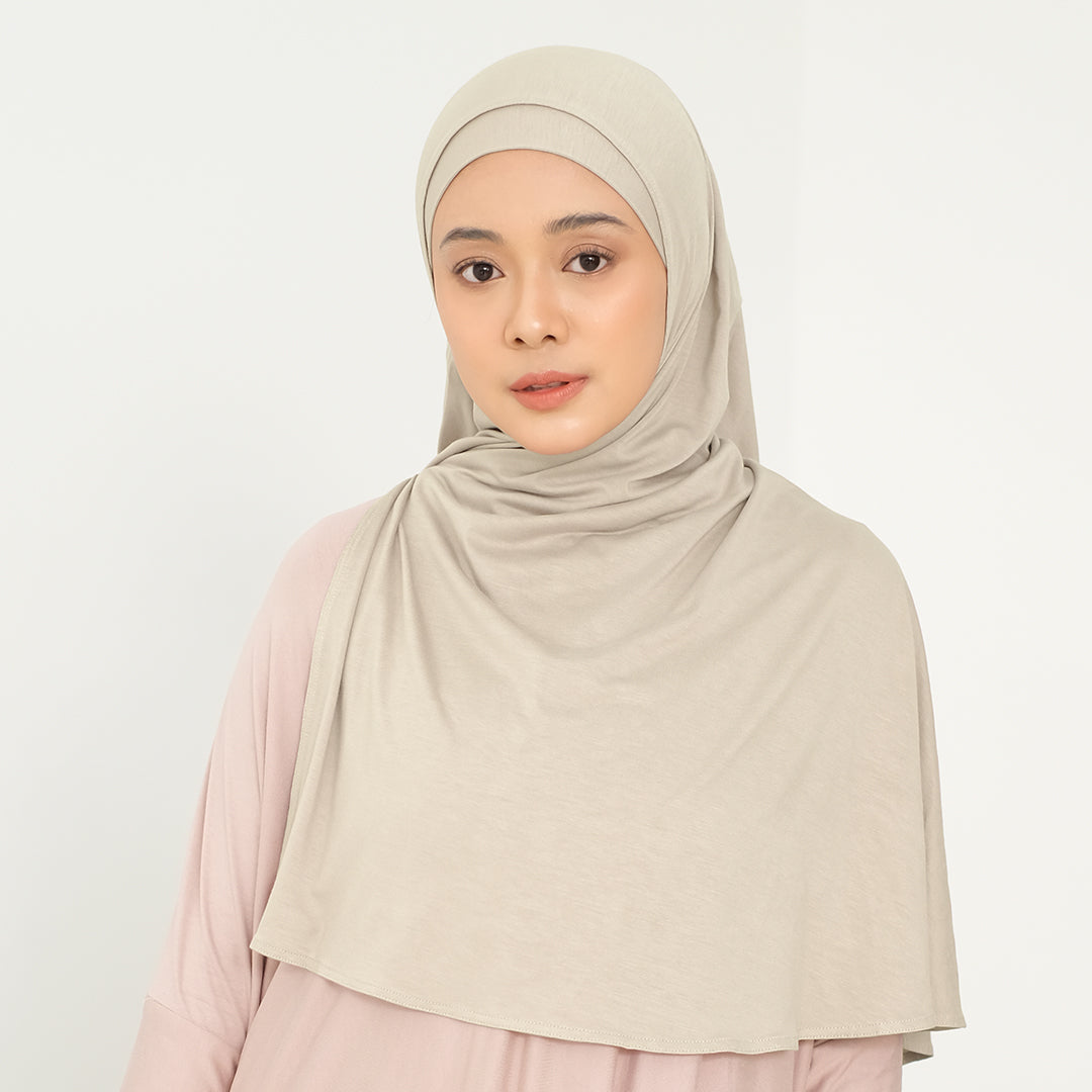Sauda Instan in Sand (Size S-M)